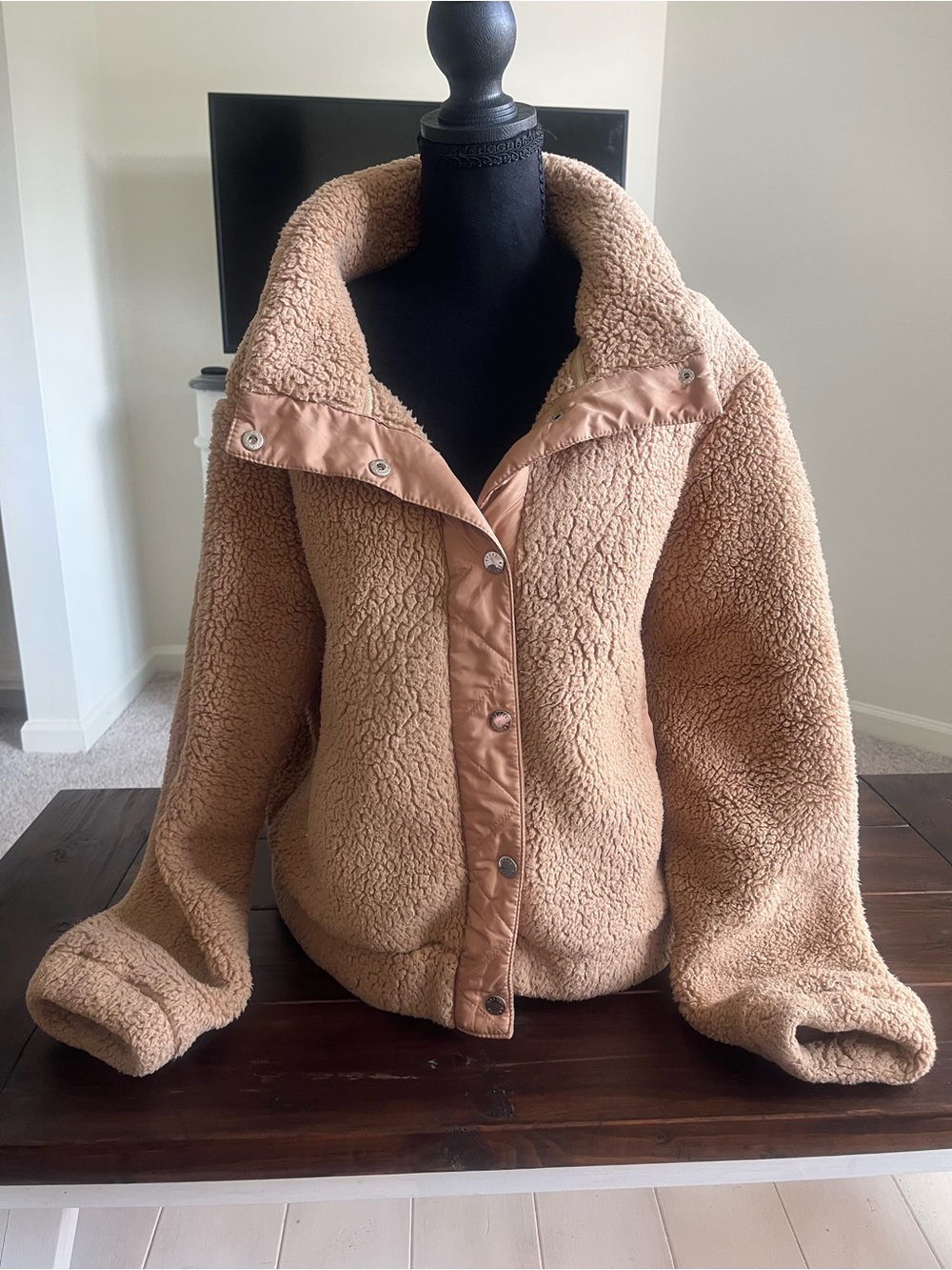 Steve Madden Tan Sherpa Jacket with Snap Front